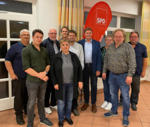 von links nach rechts: Uwe Massenberg, Tim Vollert, Heinz Krystofiak, Nazan Saglam, Felix Veerkamp, Frank Schepke, Jürgen Berghahn (MDB), Monika Krystofiak, Michael Gauding, Friedhelm Pape